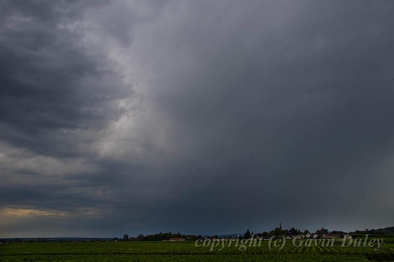 Storm light, near Meursault IMGP1822.jpg